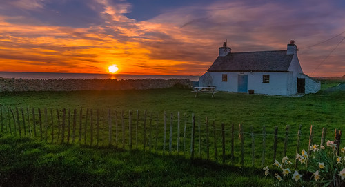 cottage building architecture pretty quaint landscape landscapes landscapephotography anglesey cablebay sunset sunsets beautiful love colours dreamy magical wales sky serene scene scenic tranquil vista nikon nikond300 beautifulexpression orange pink