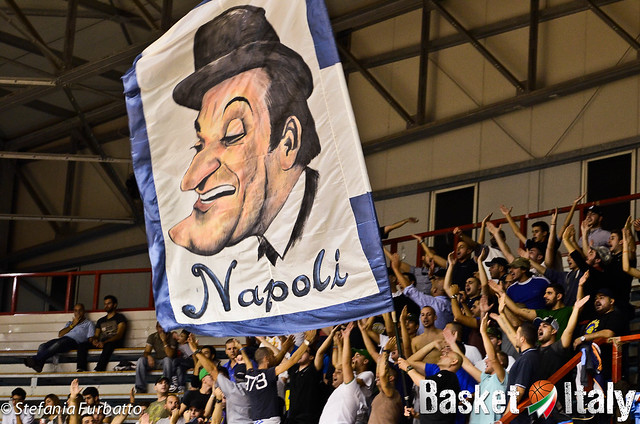 Supporter Azzurro Napoli Basket