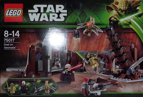 LEGO Yoda Minifigure w/Green Lightsaber Star Wars 75017 Duel on Geonosis New 