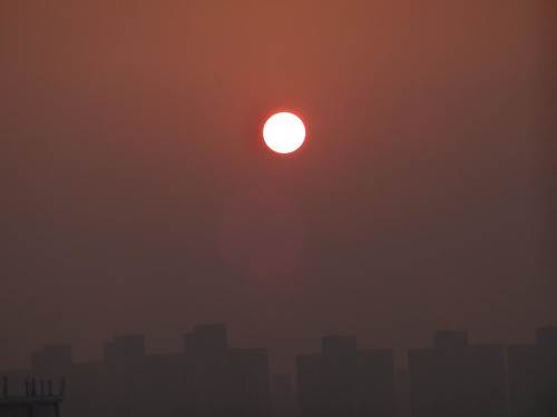 red sky orange sun sunrise circle shanghai bright air friday 13 131213