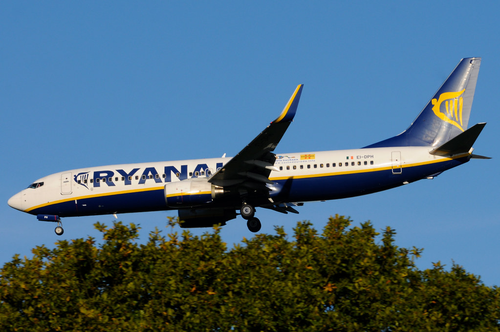EI-DPH - B738 - Ryanair