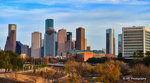 urban panorama usa skyline architecture modern buildings walking landscape downtown cityscape texas waterfront skyscrapers houston running infrastructure recreation jogging publicaccess tallbuildings sunnyafternoon publicpark buffalobayou citypanorama architecturephotography eveningpicture tallhouses architecturepictures nikond5100