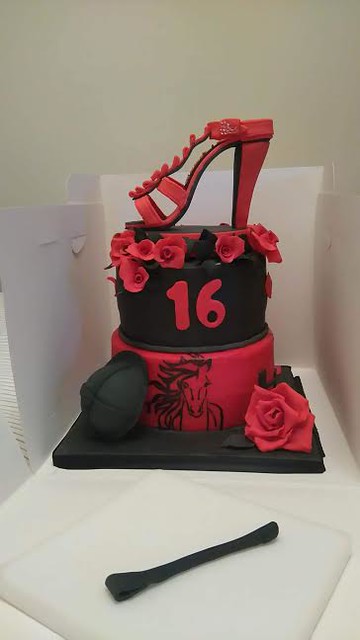 Cake from Sheila Clarke of Red Hat Cakes by Sheila