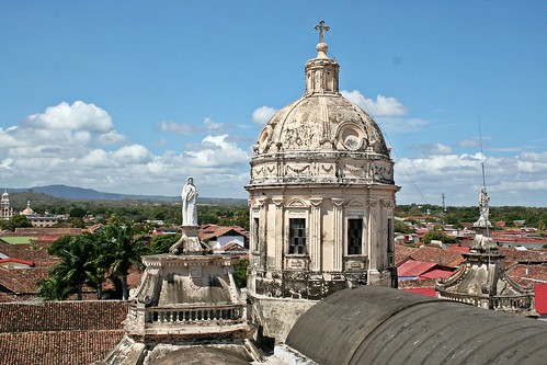 statues cupola dome granada nicaragua centralamerica centroamerica eglesiadelamerced