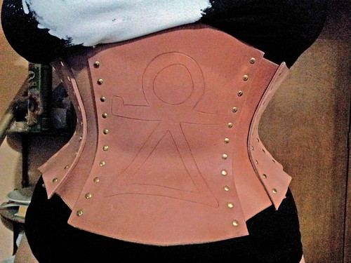 Wet-moulding the corset