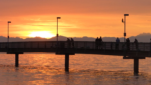 sunset marina pier washington fishing scenic des moines