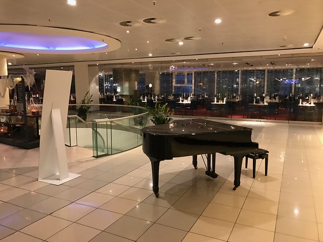 Lobby - Sheraton Frankfurt Airport