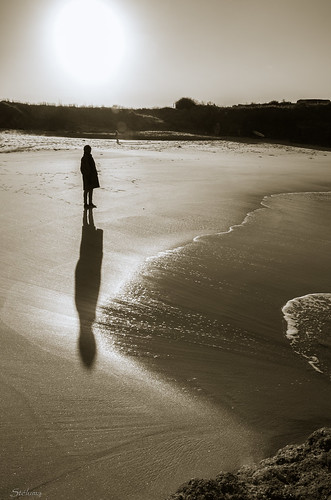 sea beach silhouette sepia sand eau noiretblanc pentax sable bretagne ombre ombrechinoise britany 1770mm silhouettephotography sigma1770mmf284 sigma1770mmf284dc