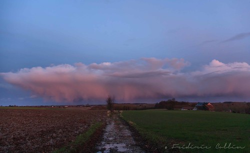 sunset clouds de landscape soleil countryside europe belgium belgique champs coucher dramatic cumulus fields nuages paysage campagne brabant wallon wallonie jodoigne lathuy