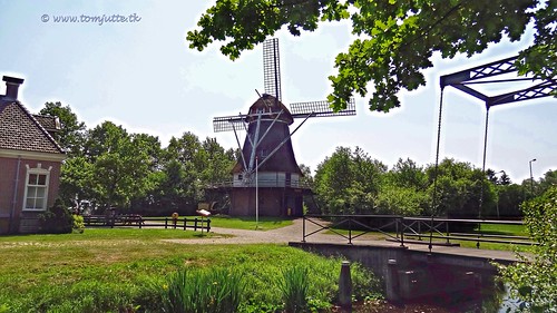 park travel sun holiday holland mill nature netherlands windmill dutch bike bicycle museum cycling vakantie europe view you sony nederland cybershot tourists cycle veen views turf fietsen molen drenthe windmolen webshots fietsvakantie veenpark hx9v wsweekly76