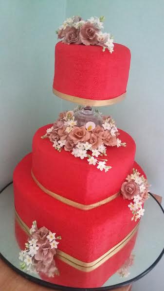 Cake by Nuwangi Silva