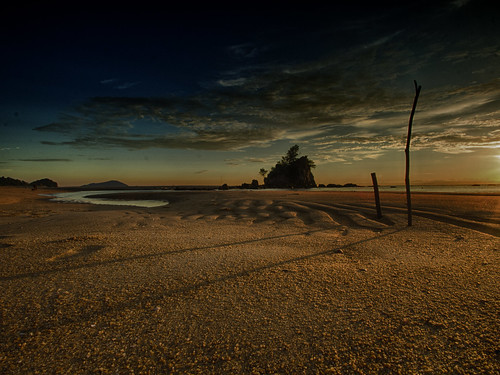 kemasik kijal kemaman terengganu malaysia travel places trip beach sea sky cloud sunrise canon eos700d canoneos700d tamron tamronlens 10mm24mm wideangle