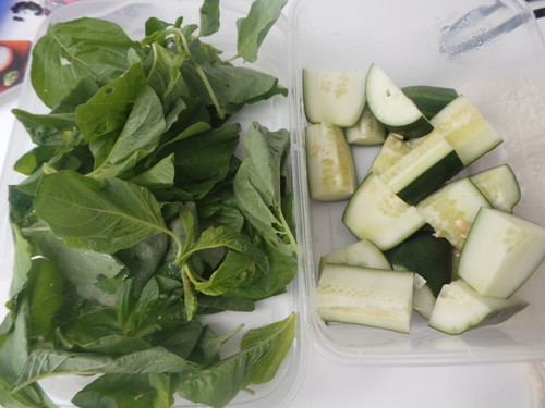 spinach and cucumber
