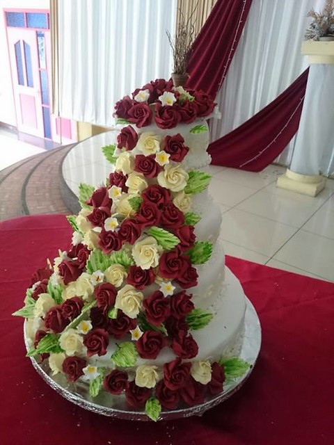 Cake by Fa Rah