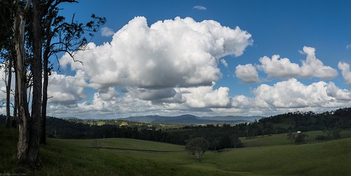 landscape australianlandscape edencreekvalley nsw australia northernrivers richmondvalley trees pasture ruralaustralia clouds cloudscape cumulus