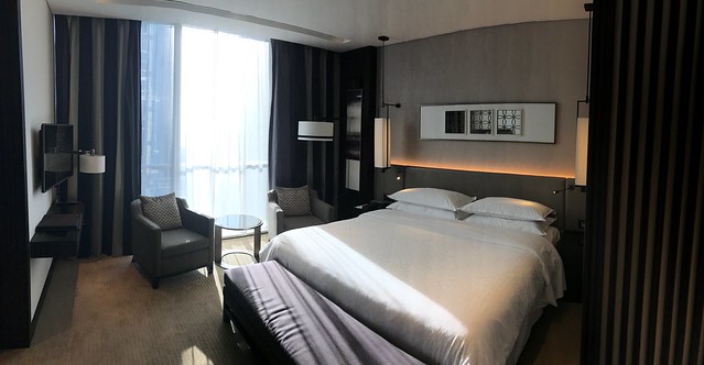 Deluxe Suite -Sheraton Grand Hotel Dubai