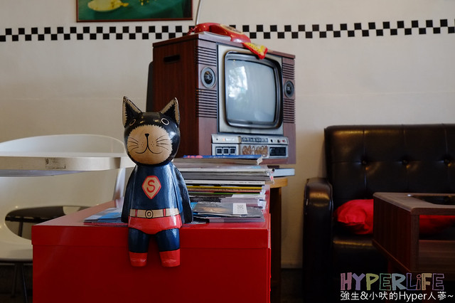 「台中北區」有3隻可愛店貓的美式餐廳 Tano Cafe @強生與小吠的Hyper人蔘~