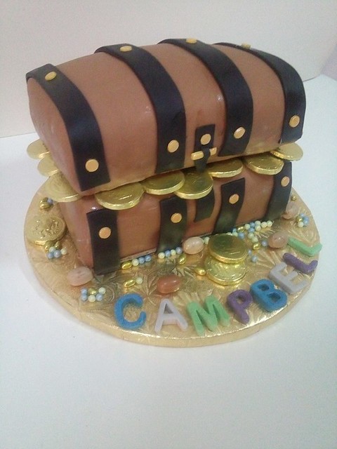 Cake by Yummy Cake