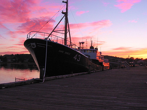 2004 fishing novascotia trawler lunenburg nationalseaproducts fisheriesmuseum capesable