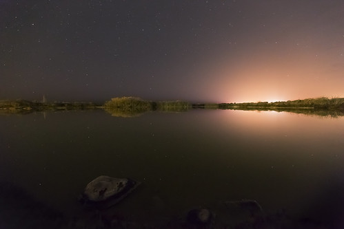 nightphotography reflection nature water lights star hawaii pond nightscape north maui nightsky northstar kahului kanaha kanahapond hokupaa kanahawildlifesanctuary