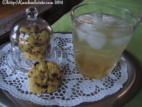 Herzhafte Kekse mit Nüssen, Tomate & Ras el Hanout