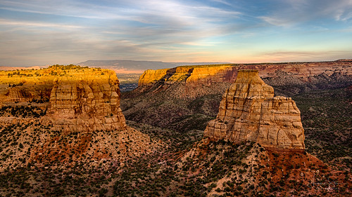 beforesunset autumn wildwest natureview independencemonument travelphotography goldenhour monumentcanyon bracketing bracketed hdr tripod wideangle amateurphotography iconic landscapephotography golden usa valley view 25mm landscape nationalmonument serenity canyon majestical mountains iso100 hotweather canoneos6d magnificent colorful naturephotography plains f11 amazing wasteland scenery beautiful nature dry canonef1635mmf4lisusm colorado clouds daylight sunset ottostrail wilderness coloradonationalmonument theunforgettablepictures