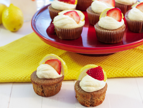 Strawberry Lemonade Cupcakes #SundaySupper