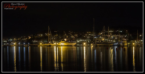 city longexposure reflection water norway night marina canon landscape boats eos norge natt sørlandet arendal 600d austagder cs6 arendalgjestehavn
