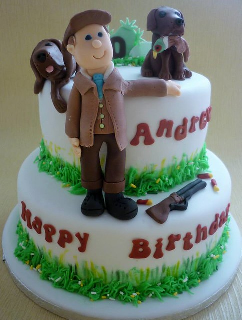 Shooting Themed Cake by Sugar Nelly