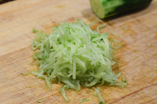 The cucumber is cut into shreds.
