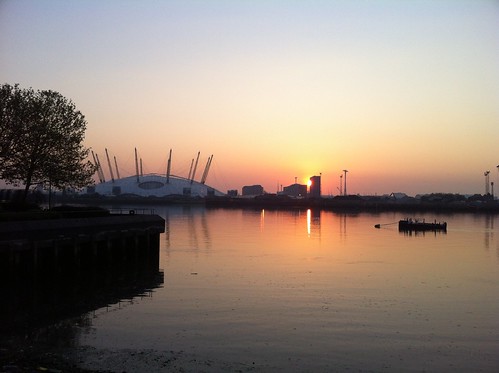 Sunrise over the Thames