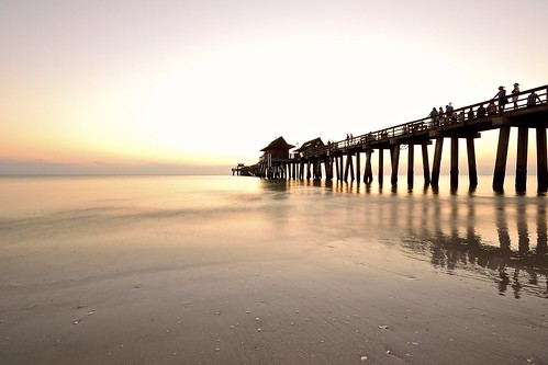 ocean light sunset sea usa beach del nikon tramonto florida sigma naples 1020 spiaggia luce uniti paradiso golfo messico pontile stati nikonflickraward nikonclubit fabiotode me2youphotographylevel2 me2youphotographylevel1