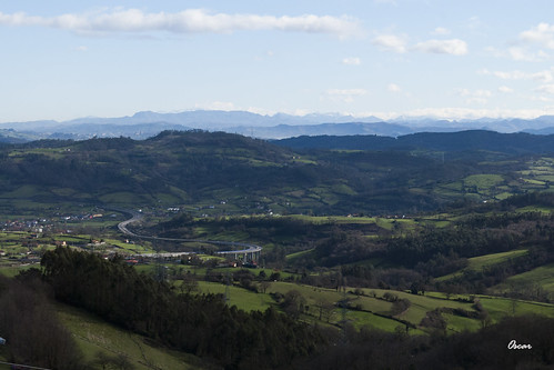 españa mountains verde green landscape spain alley valle asturias paisaje hills autopista grado grao montañas colinas ofh riocubia valledelriocubia