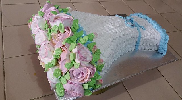 Cake by Fouzia Kashif of Cake Couture