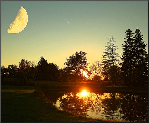 sunset moon nature canon geotagged hfg cans2s pspx4 paintshopprox4