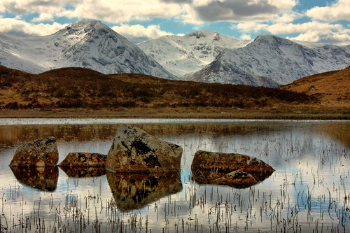 uk travel blue light sky holiday snow mountains cold west reflection water grass clouds canon landscape march scotland spring highlands scenery rocks view britain united great scenic scottish sigma peak kingdom na snowcapped glencoe british loch peaks moor lochan rannoch mountainous achlaise 450d