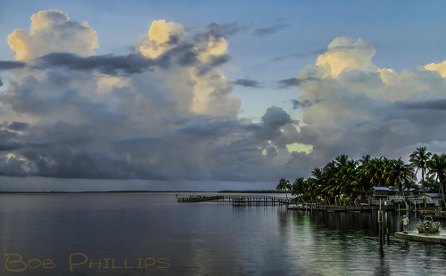 gulfofmexico clouds sunrise pier fisherman florida palmtrees drawbridge matlacha pineislandsound