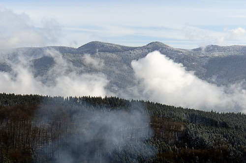 cloud fog geotagged day smoke blackforest rohrhardsberg elztal braunhörnle hörnlepfad tafelbühl geo:lat=4816587673977805 geo:lon=79632447116393905 elzta
