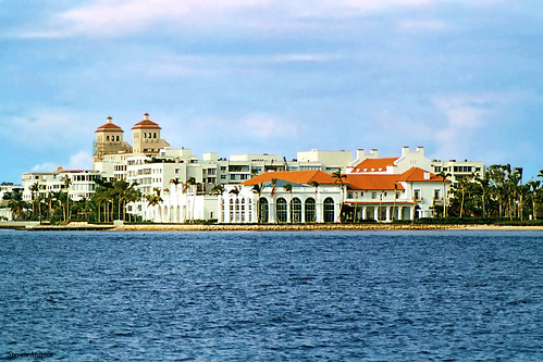 florida palmbeach clouds water lake lagoon buildings mansion hotels westpalmbeach