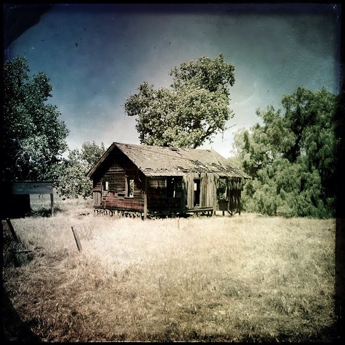 california old house building rural square landscape decay delta structure hollingsworth knightsen iphoneography hipstamatic oggl uploaded:by=flickrmobile flickriosapp:filter=nofilter townofknightsen