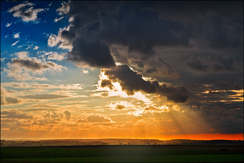 blue sunset sky orange sun france rain clouds landscape outdoors bay europe depression sunrays northern picardie baie abbeville somme baiedesomme picardy saintvalerysursomme 1750mm