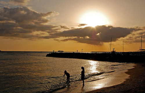 ocean sunset sky silhouette clouds hawaii nikon waikiki oahu horizon pacificocean honolulu alamoana yabbadabbadoo d40 niond40 dukekahanamokupark