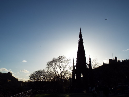 edinburgh sunset sun monument scotland shadow visiting walking