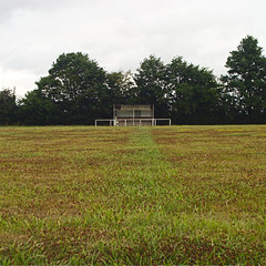 Football - Photo of Droué