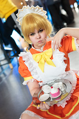 Tokyo Mew Mew maid cosplay