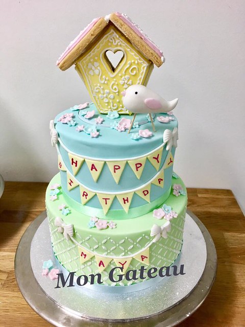 Cake by Mon Gateau