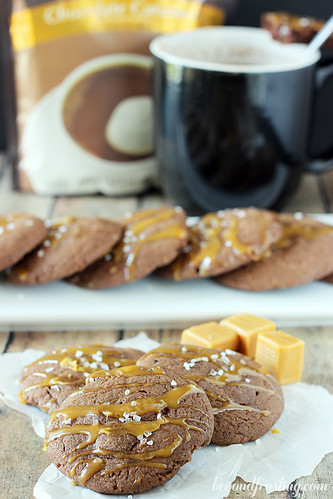 Salted Caramel Hot Chocolate Cookie | beyondfrosting.com | #cookieweek #christmascookie #saltedcaramel