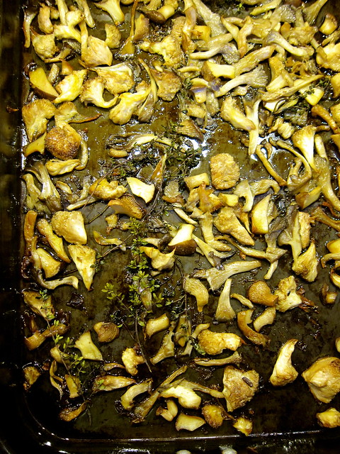 Roasted Mushroom Soup with Potatoes and Leeks