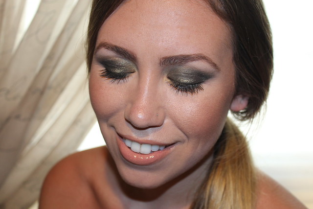 mark. Makeup Monday: Gilded Eyes - Avon - Living After Midnite