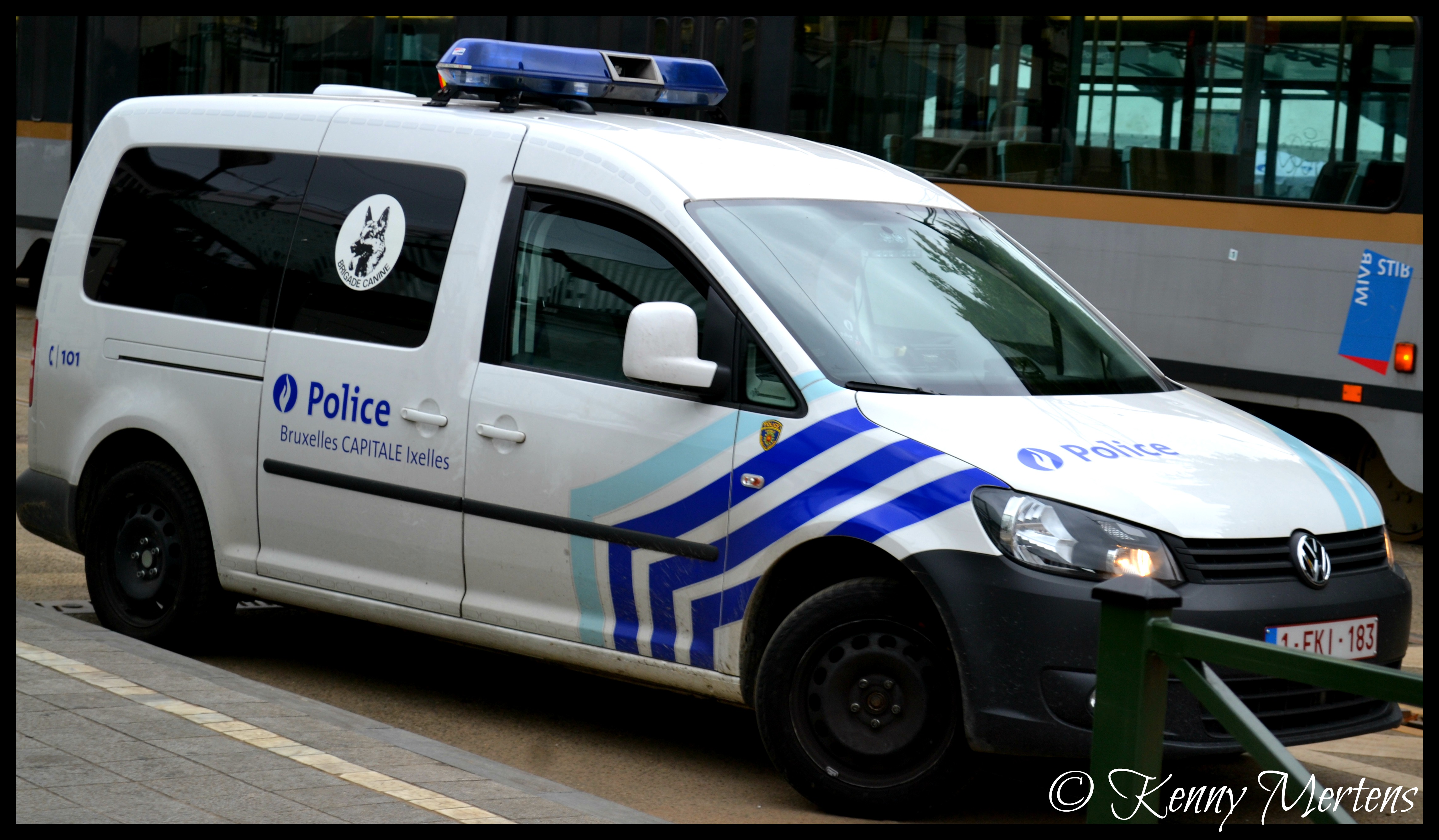 Zone de police Bruxelles Capitale Ixelles (ZP 5339 - PolBru) - Page 3 14807072646_bc9c04fdc3_o